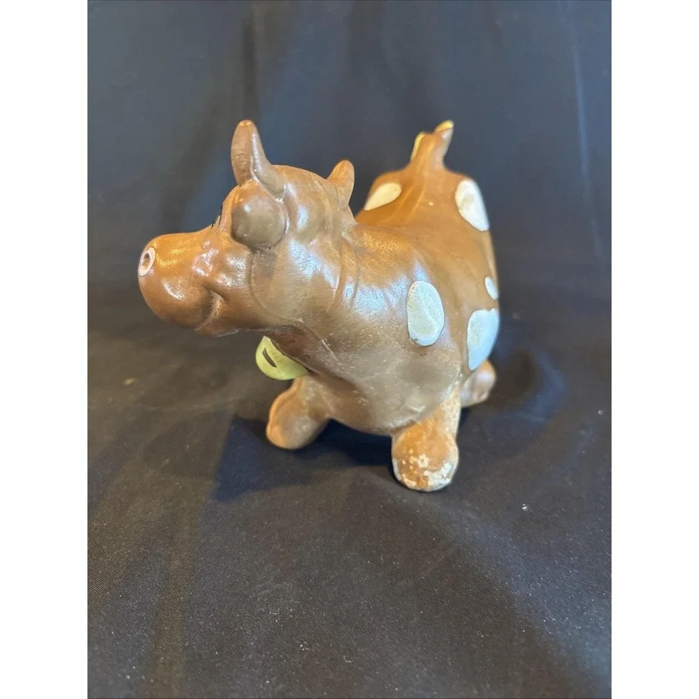 Twin Winton Brown Cow Pepper Shaker – 3 Hole Top – Vintage Ceramic Figurine